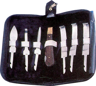 Instrument-de-chirurgie-01