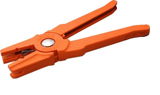 Instrument-de-chirurgie-01